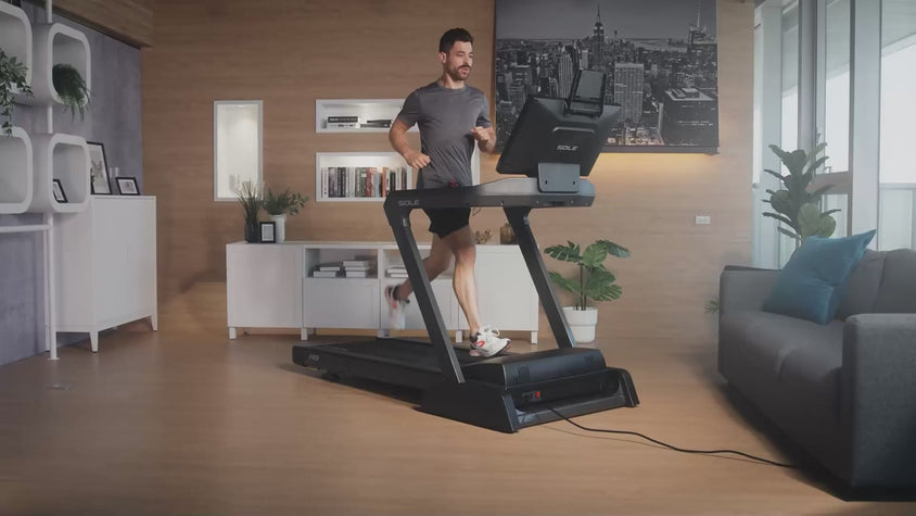 Treadmill workout video preview